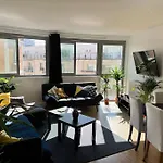 Elegance Parisienne - Calme & Central - Proximite Tour Eiffel!